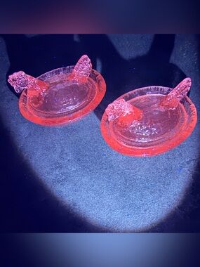 Pair of Pale Pink Depression Glass SELENIUM GLOW Hen On Nest Salt Cellars